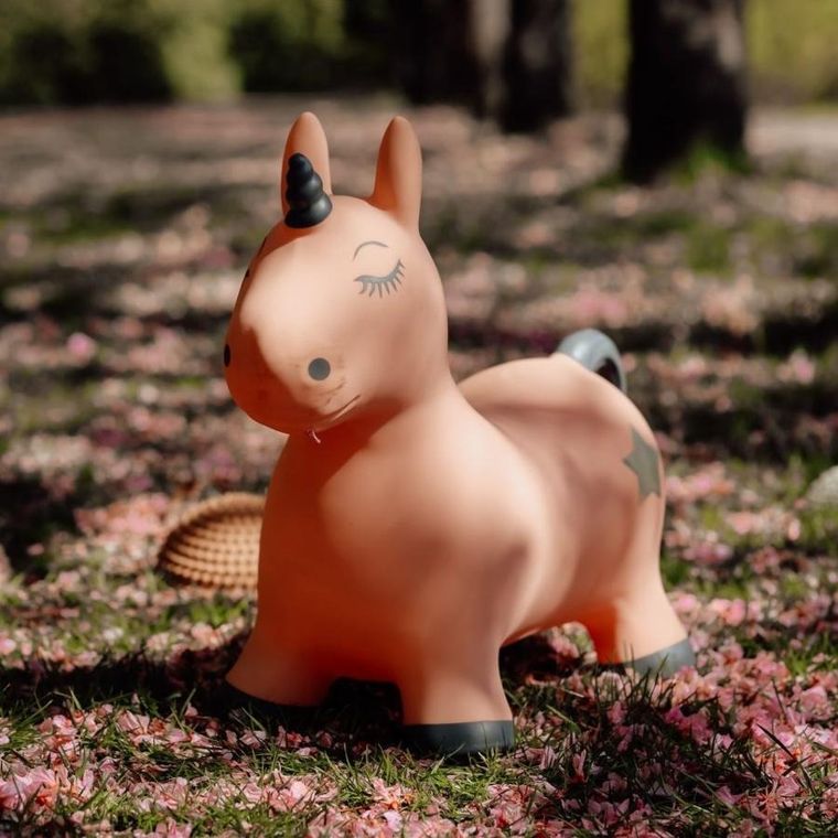 Find that Hippo, Jednorożec, skoczek