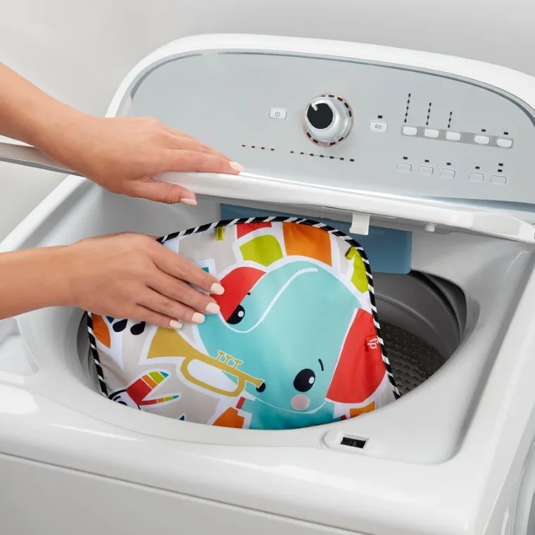 Fisher-Price, Muzyczne zwierzątka, mata edukacyjna z pianinkiem, zabawka niemowlęca