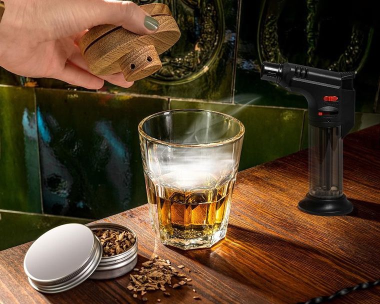 Gadget Master, zestaw barmański z wędzeniem whisky Deluxe 2w1