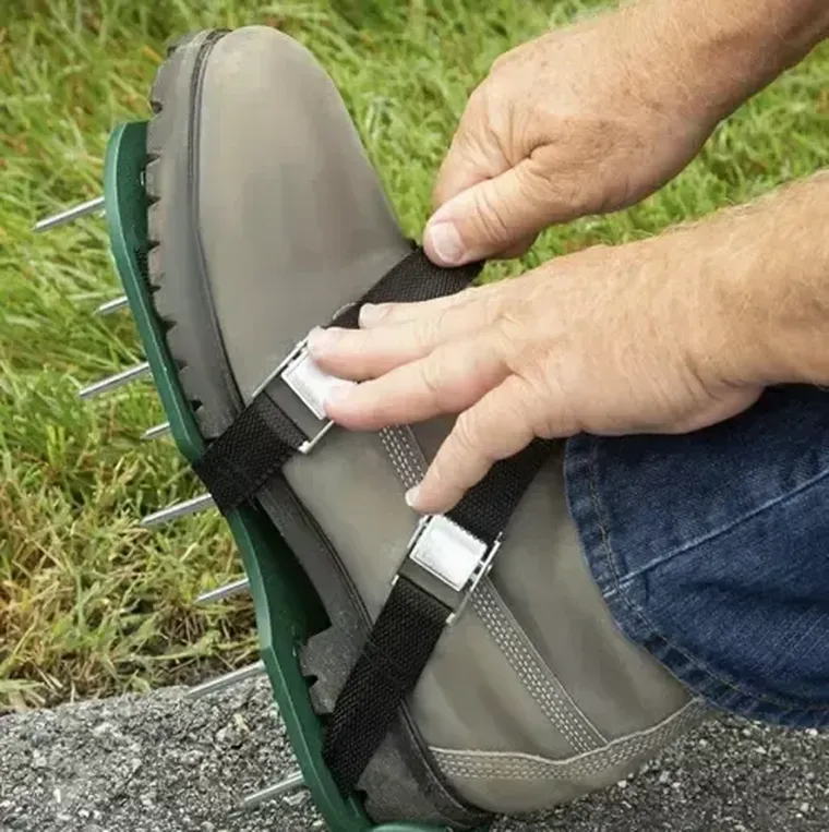 Gardlov, aerator trawnikowy z klipsem