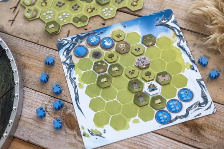 Gigamic, Łupy, gra strategiczna + dodatek do gry