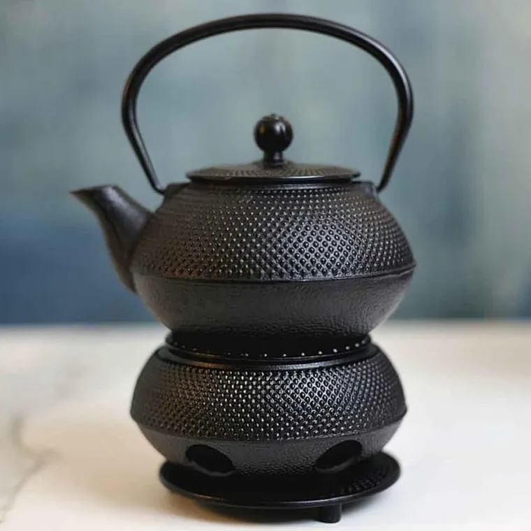 Hage, zestaw dzbanek żeliwny, z filiżankami i podgrzewaczem, czarny, 4-60 ml, 900 ml