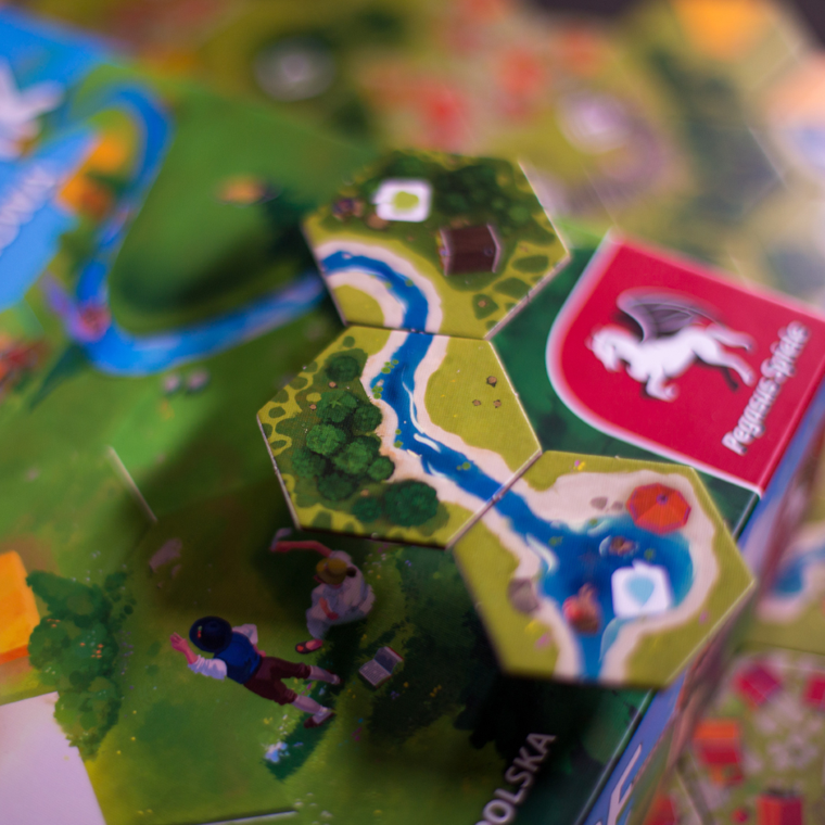 IUVI Games, Dorfromantik, gra strategiczna