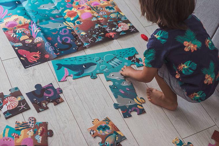 Janod, Ocean, świecące puzzle z mini-lampką UV, 24 elementy