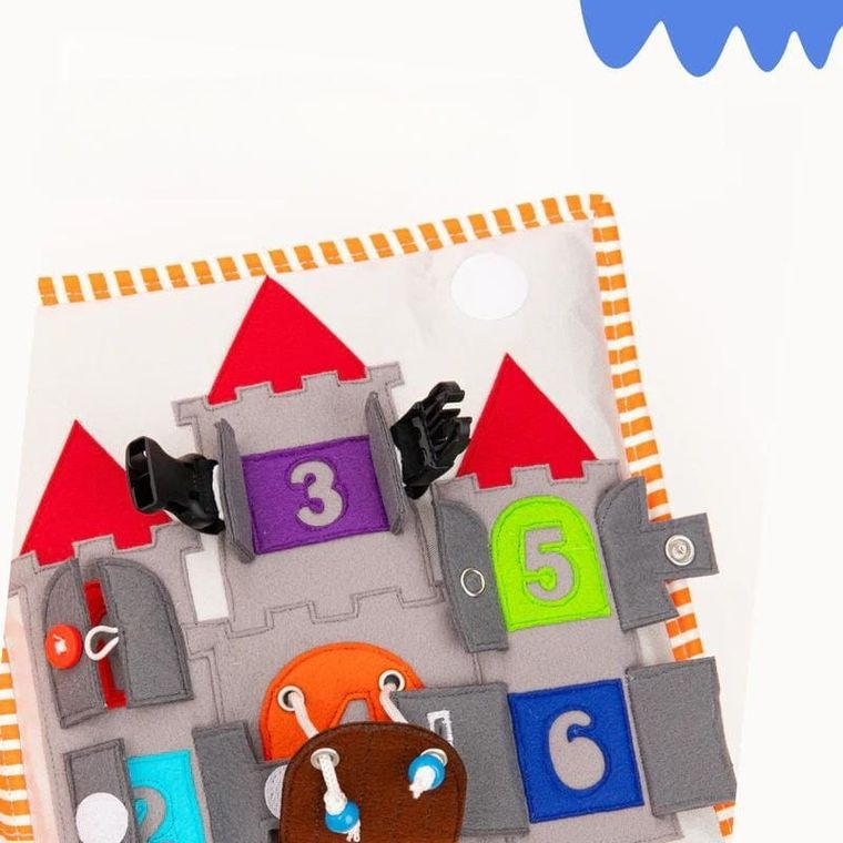 Jolly Designs. Dookoła Świata. Książeczka sensoryczno-manipulacyjna