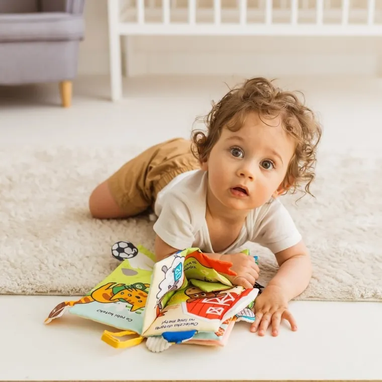 JollyBaby, Zabawa na farmie, miękka książeczka