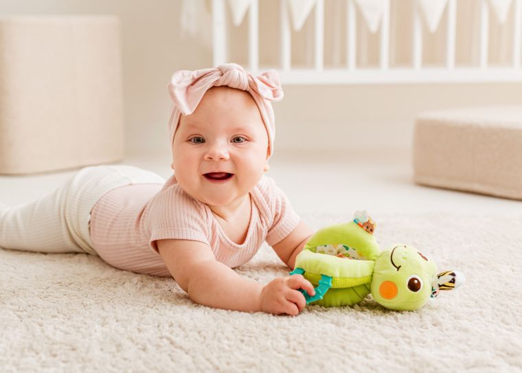 JollyBaby, Zakręcona Żaba, maskotka z grzechotką i gryzakiem