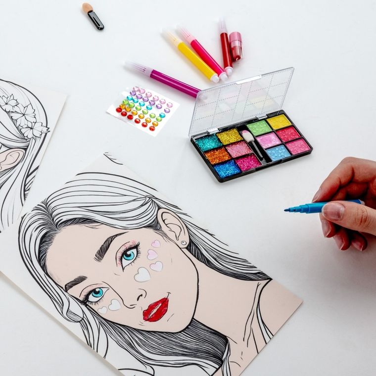 Kidea, Kolorowanka, Plansze Make-up, 5 obrazków