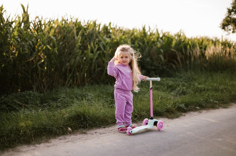 Kidwell, Uno, hulajnoga 3-kołowa LED, balansowa, mint