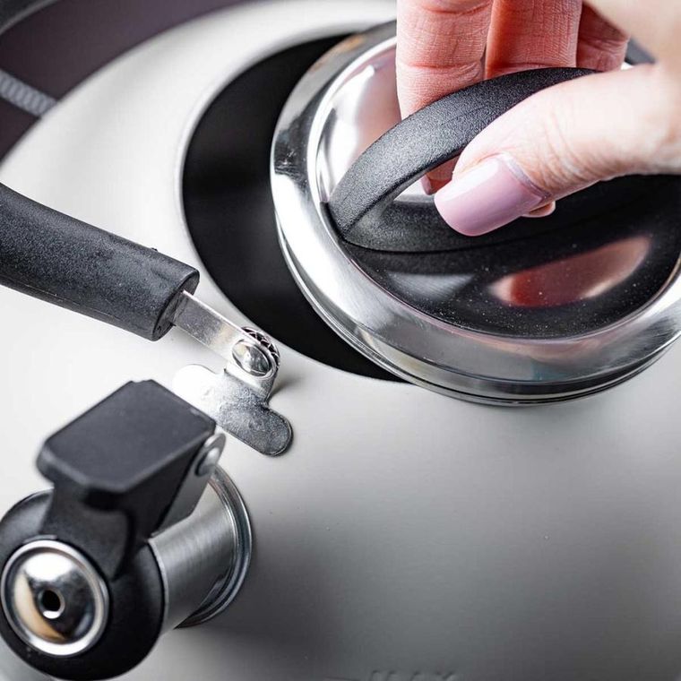 Kinghoff, czajnik z gwizdkiem, beżowy, 1,8l