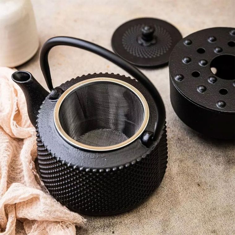 Kinghoff, zaparzacz żeliwny dzbanek z filtrem i podgrzewaczem, 0.8l