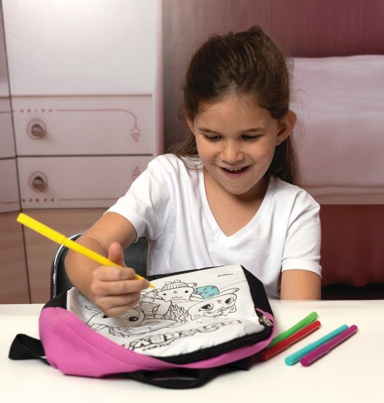 Koci Domek Gabi, plecak do kolorowania