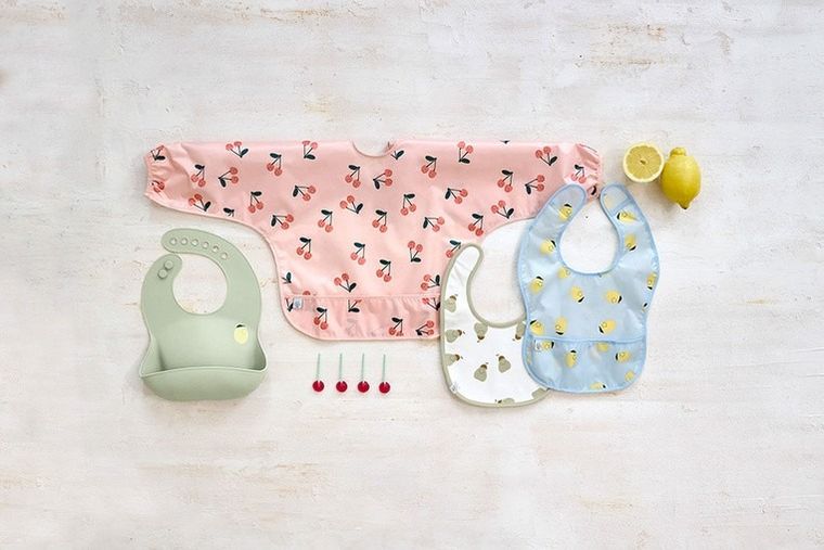 Lassig, Happy Fruits Cherry, zestaw śliniaków z długim rękawem, 6m+, 2 szt.