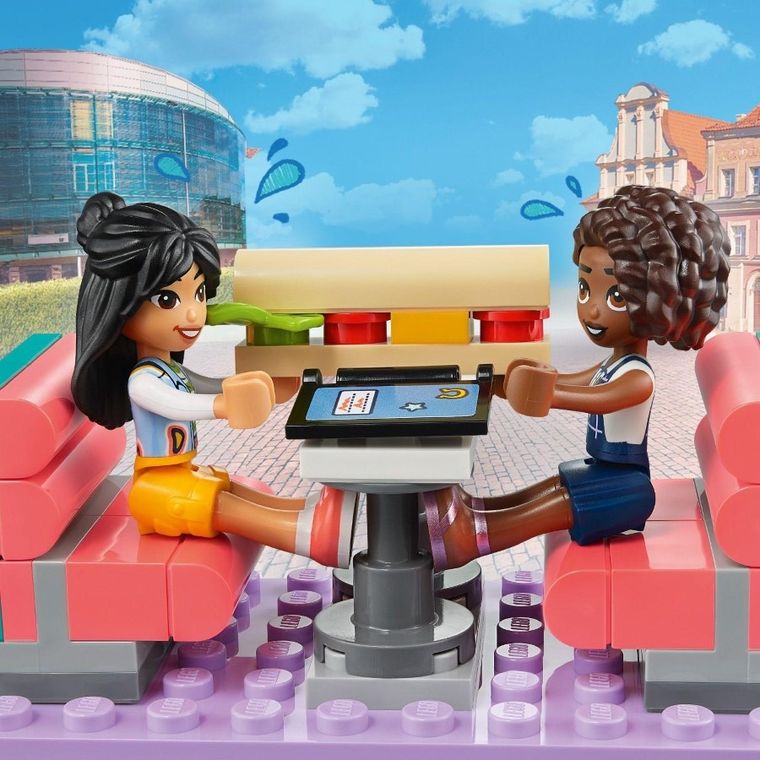 LEGO Friends, Bar w śródmieściu Heartlake, 41728