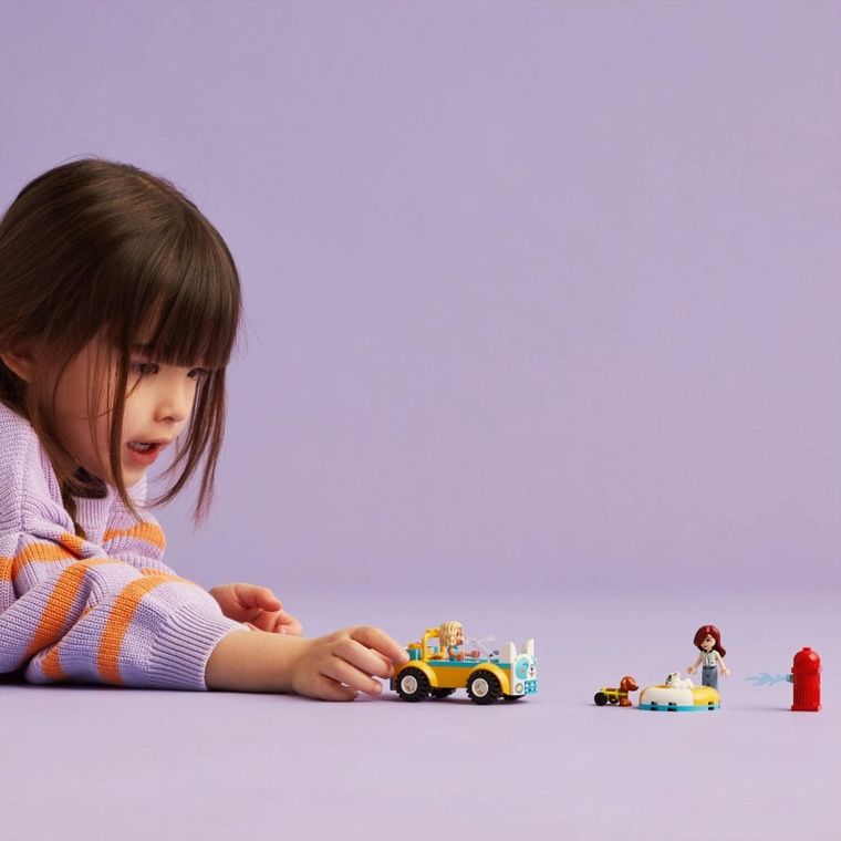 LEGO Friends, Samochód do pielęgnacji psów, 42635
