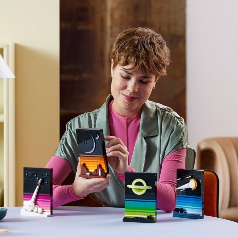 LEGO Ideas, Opowieści z czasów wyścigu kosmicznego, 21340