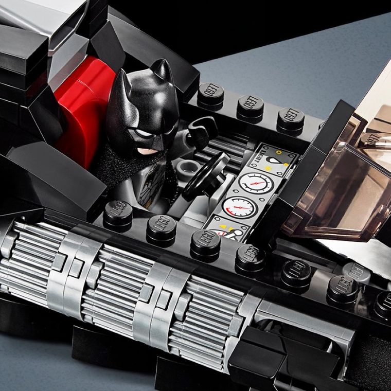LEGO Super Heroes, Batmobile: w pogoni za Jokerem, 76119