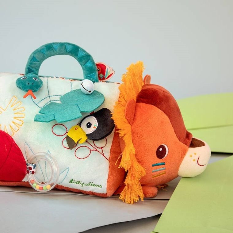 Lilliputiens, Lew Jack, wielofunkcyjny trójkąt z lusterkiem, 3m+