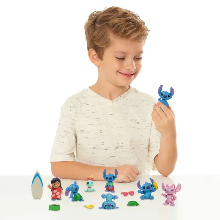 Lilo i Stitch, figurki kolekcjonerskie deluxe, 13 elementów