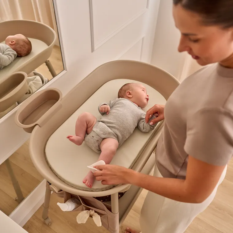 Lionelo, Rosie, mobilny przewijak, beige sand