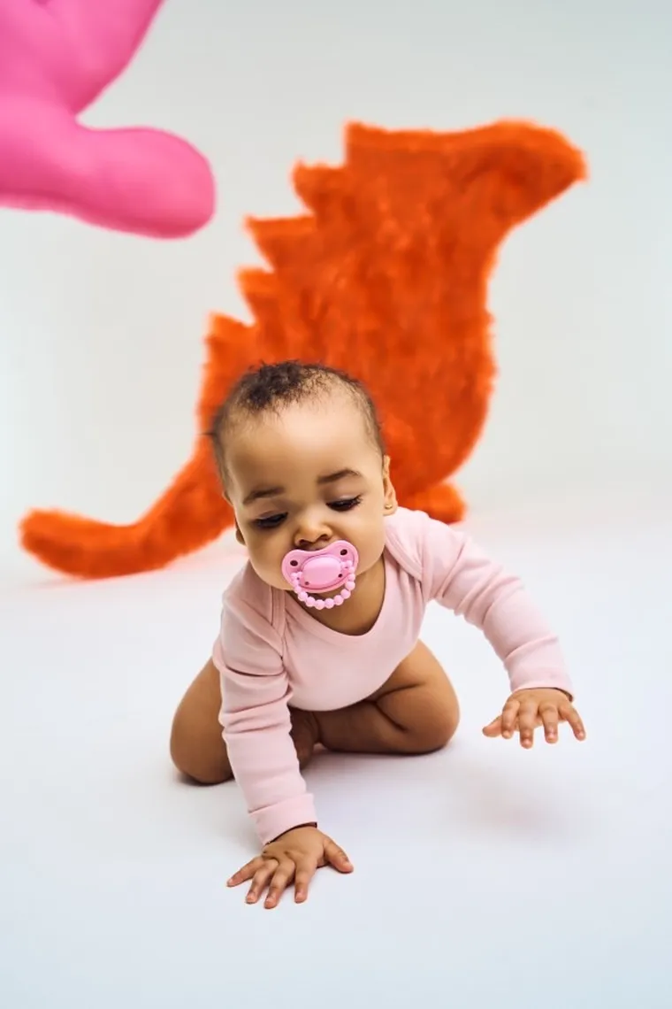 LUU Kids, smoczek pozycjonujący, Pink A Boo, 0-3m