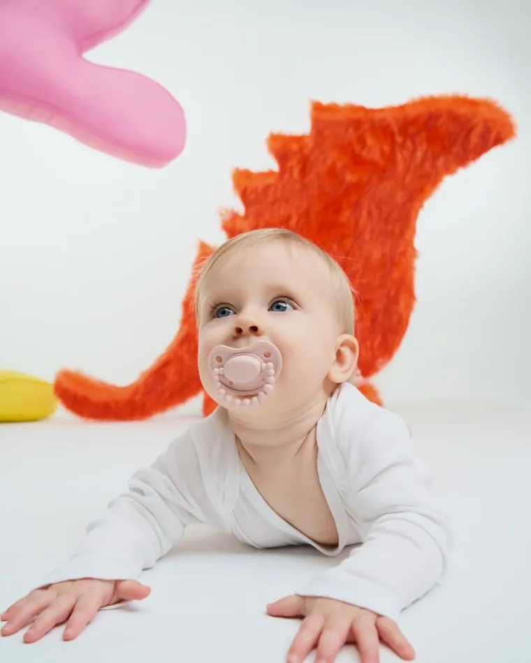 LUU Kids, smoczek pozycjonujący, Velvet Blush, 3-6m