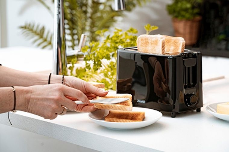 Mesko, toster, 2 kromki, MS 3220