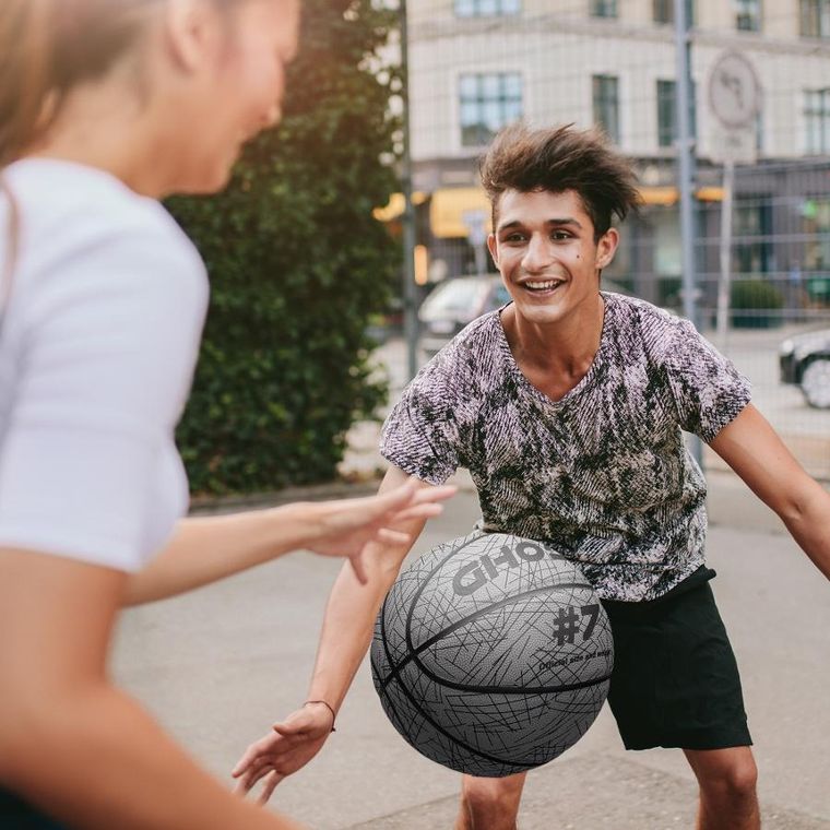 Meteor, Ghost, piłka do koszykówki, odblaskowy biały, rozmiar 7