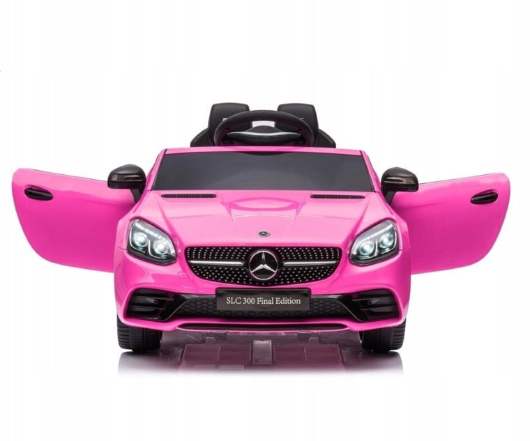 Milly Mally, Mercedes-Benz SLC, pojazd na akumulator, różowy