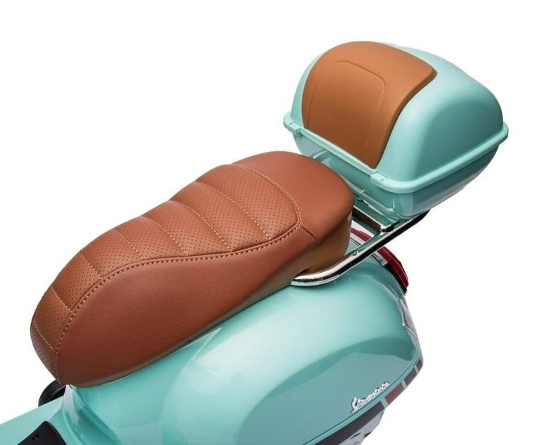 Milly Mally, Vespa GTS Super, pojazd na akumulator, miętowy