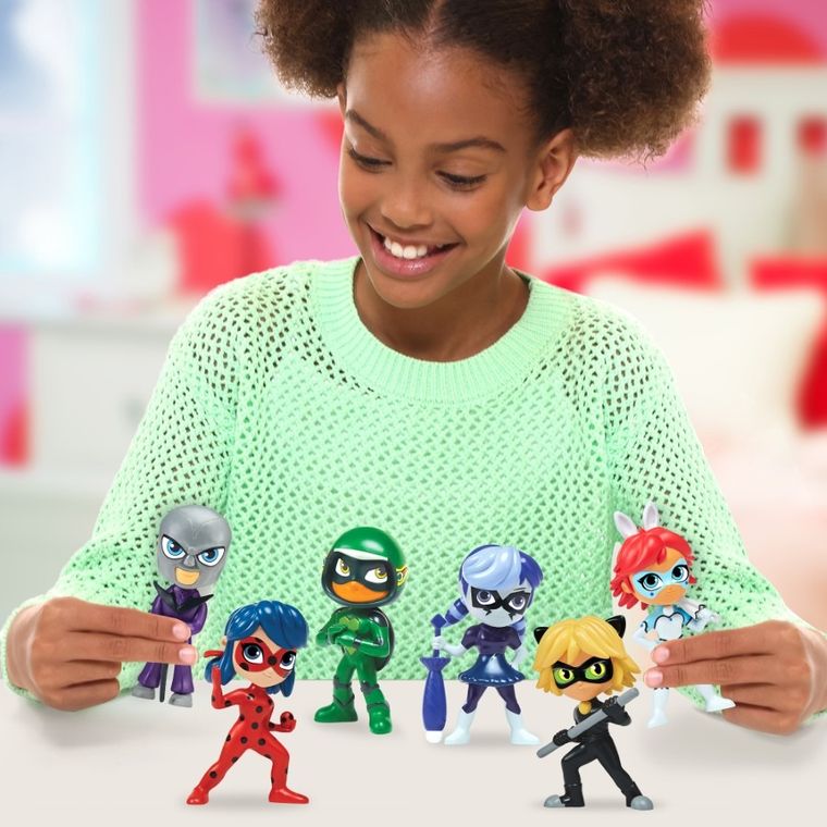 Miraculous: Biedronka i Czarny Kot, Heroez Shake Surprise, zestaw z figurką niespodzianką, 1 szt.