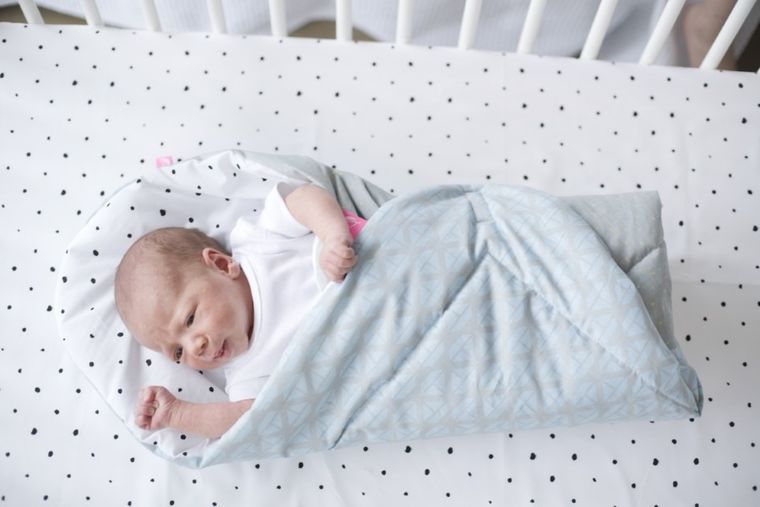 Motherhood, Classics Różowy 2023, rożek z wkładem kokosowym, różowy