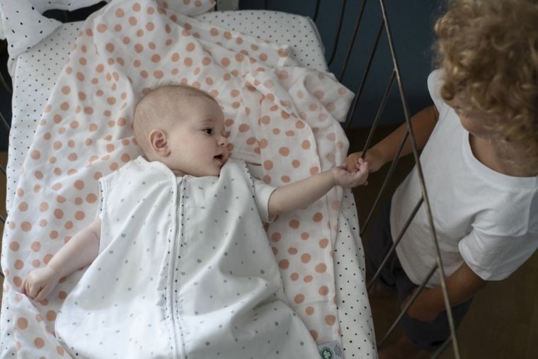 Motherhood, ECO Kropeczki Szare, śpiworek muślinowy, TOG 0.5, 6-18m