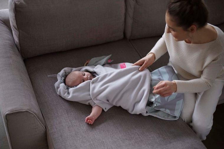 Motherhood, Statki Niebieskie, otulacz samochodowy ze zintegrowanym kocykiem