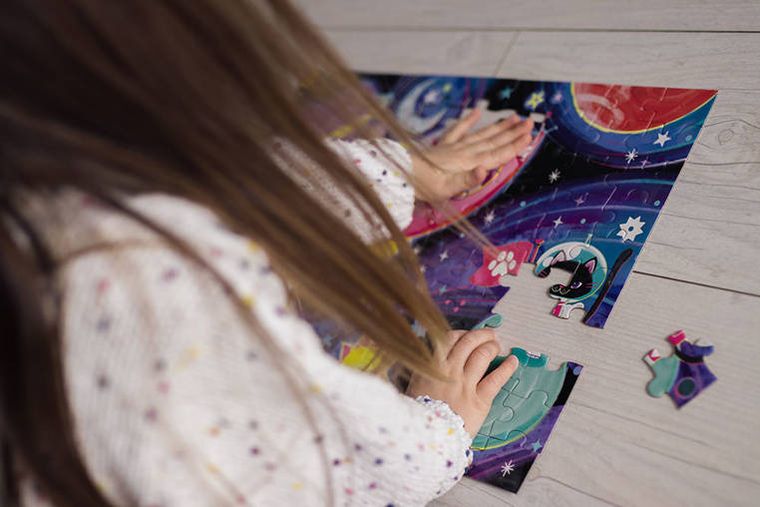 Mudpuppy, Kosmiczne marzenia, puzzle świecące w ciemności, 100 elementów