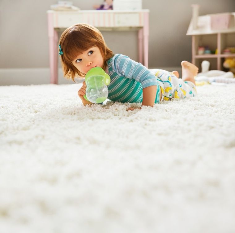 Munchkin, kubek niekapek ze słomką, zielony, 207 ml