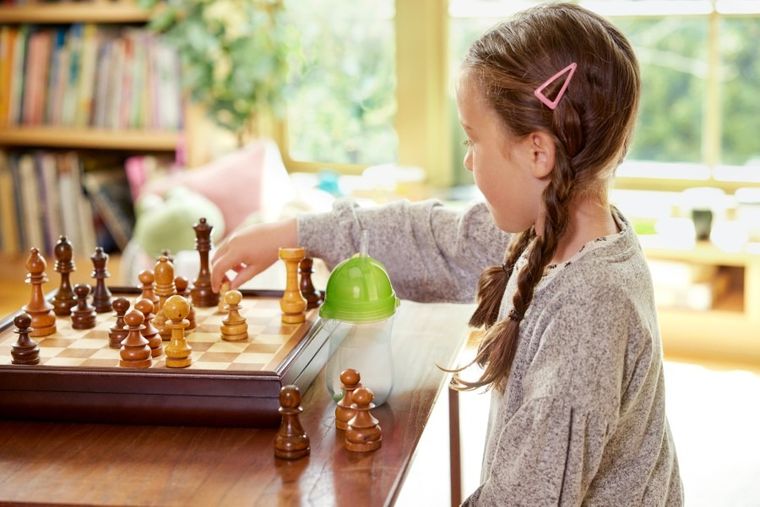 Munchkin, kubek niekapek ze słomką, zielony, 296ml