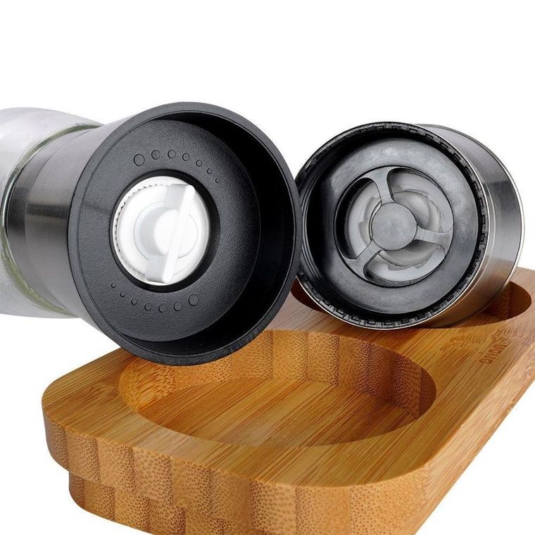 Orion, młynek do mielenia soli i pieprzu na bambusowym stojaku, 3 szt.