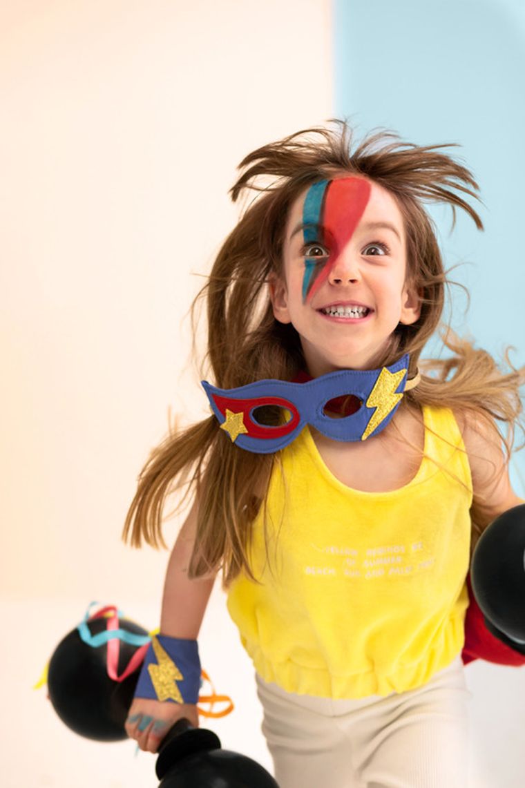 PartyDeco, kredki do malowania twarzy, 12 szt.