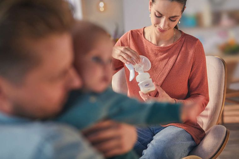 Philips Avent, laktator ręczny Natural Motion SCF430/13 (w zestawie z pojemnikami na pokarm VIA)