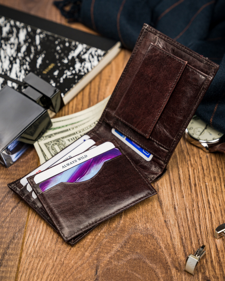 Portfel, brązowy, skórzany, Always Wild
