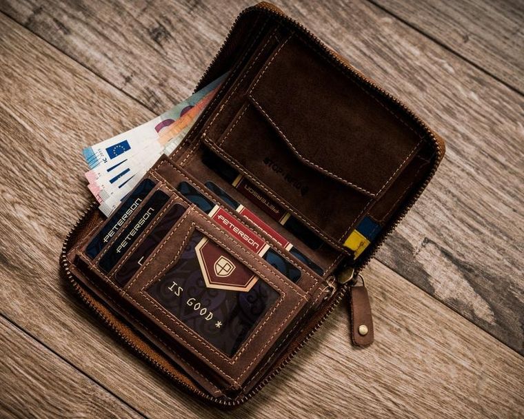 Portfel, brązowy, skórzany, Peterson