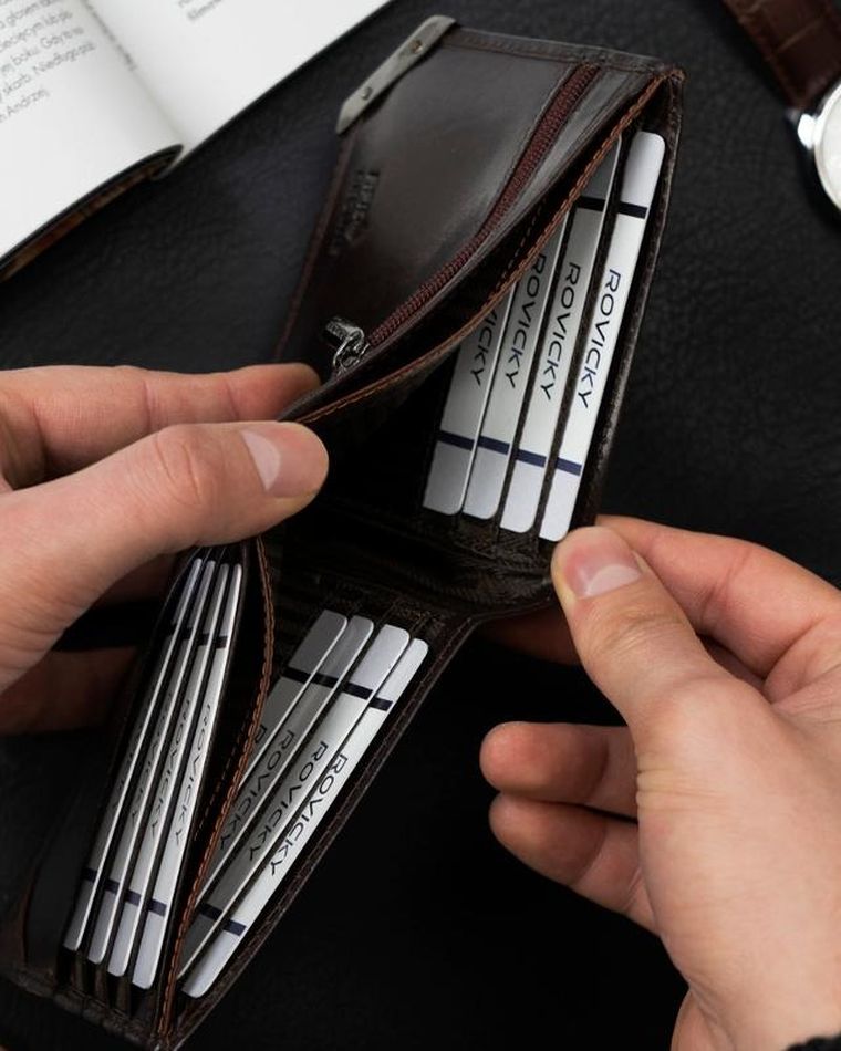 Portfel, brązowy, skórzany, RFID, Rovicky