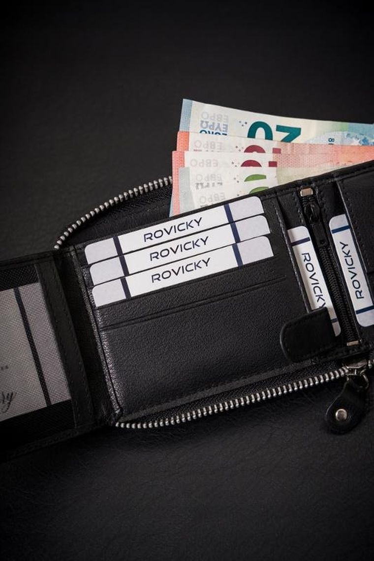 Portfel, czarny, skórzany, Always Wild