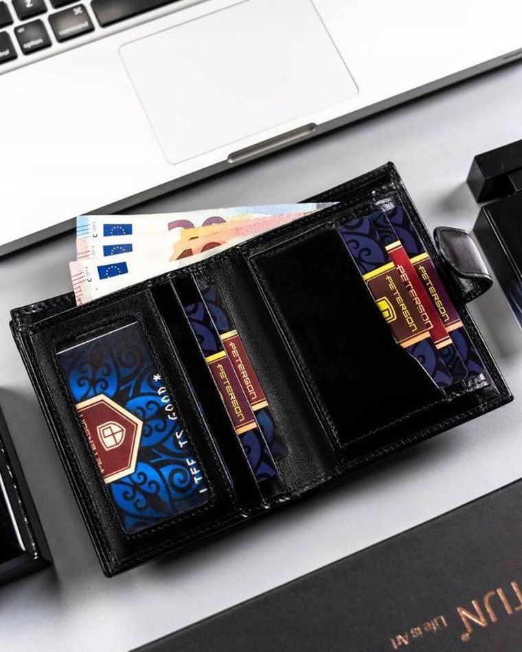 Portfel, czarny, skórzany, Peterson