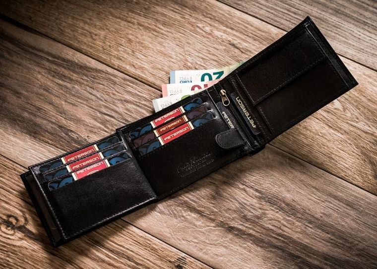 Portfel, czarny, skórzany, Peterson