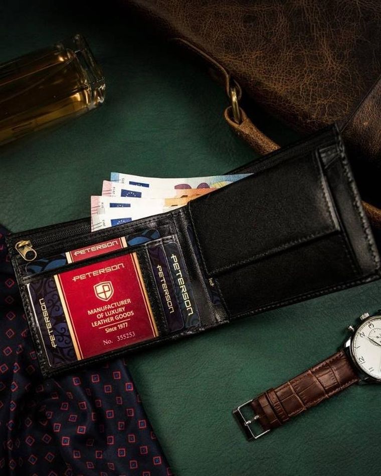 Portfel, czarny, skórzany, Peterson