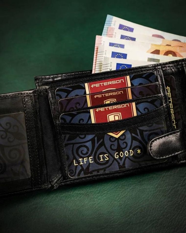 Portfel, czarny, skórzany, Peterson