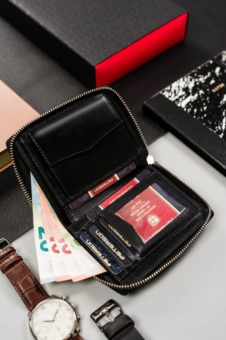 Portfel, czarny, skórzany, Peterson