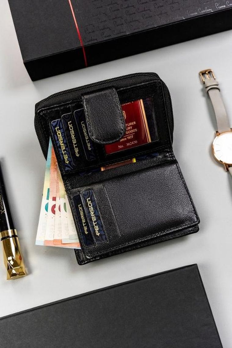 Portfel, czarny, skórzany, Peterson